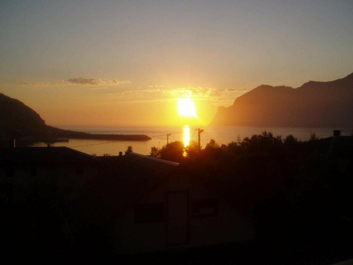 6 Person Holiday Home In Senjahopen Mefjordvær エクステリア 写真